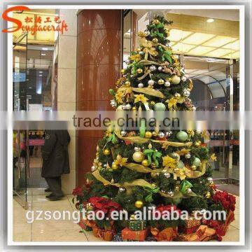 Christmas Tree Ornament Christmas Item Type and Christmas Decoration Supplies Type Clear Plastic Tree Christmas Ornaments photo-4