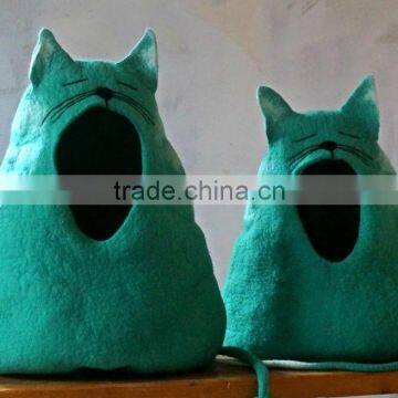 Best Selling Eco-friendly Cat Shape Warm Felt Cat House photo-3