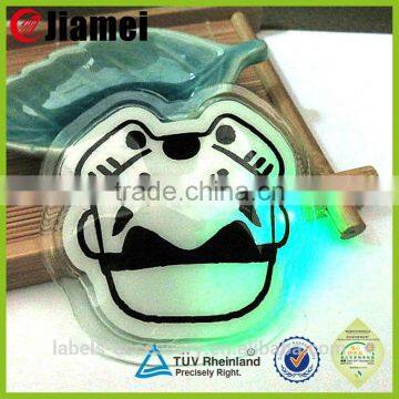 Eco-Friendly Plastic Tpu Clothing Glow in Dark Label Cheap LED Flashing Badges photo-4