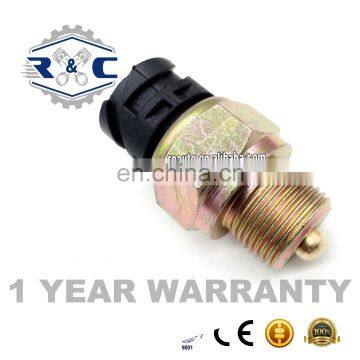 R&C High Quality Auto Brake Lighting Switches 0015457409 0015451709 81255050930 For BENZ TRUCK Braking Light Switch
