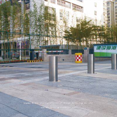 UPARK Heavy Duty Fixed Barrier Bollard with LED Light for Mall Entrance Pedestrian Warning Bollards