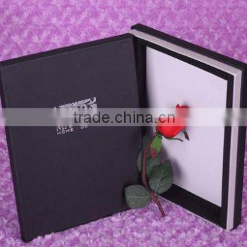 Custom cardboard gift box with logo hot stamping paper gift box