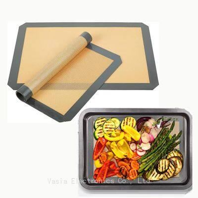 Multi-Purpose Silicone Baking Mat, 15x10 Inch, Ideal for Meat & Vegetables