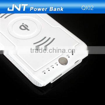 qi Wireless Magnetic Induction Universal Wireless Phone Charger Power Bank photo-3