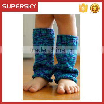 V-47 Variegated yarn knitting crochet baby leg warmer