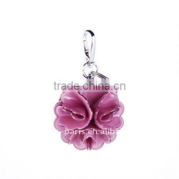 Export Quality Flower Shape Key Chain With Sgs Certification Fashion Key Chains for Love