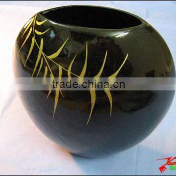 Black Lacquer Vase - ALOH617