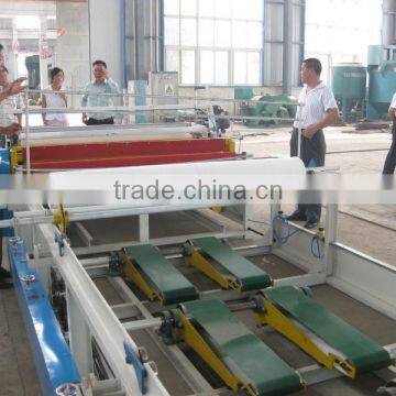 Toilet tissue paper automatic slitter embossing rewinder