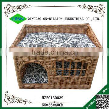 Woven wicker rattan pet house with mat