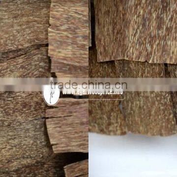 Vietnam High Grade Agarwood Chips Color Brown of 100% Natural Oud Wood, 0.5mm Thickness