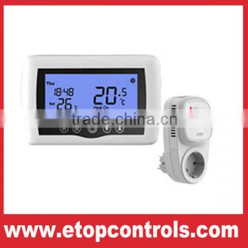 Programmable touch screen RF wireless room thermostat