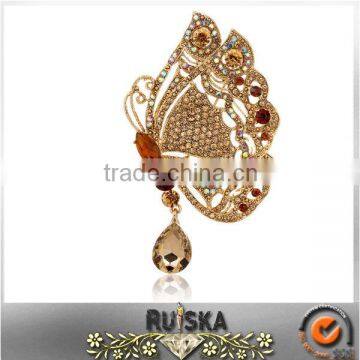 Women Beautiful Rhinestones Gold Plated Brooch