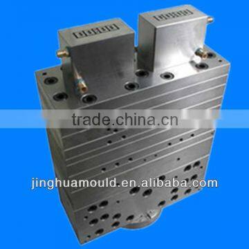 High Quality PE/PP plastic wpc pvc wood plastic extrusion mould in Hubei