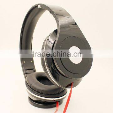 Wholesale Lightweight Hot Sale Foldable Wire Headset photo-4