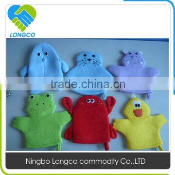 Factory price 2016 animal bath gloves mitts brush scruber for kids