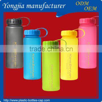 Customized logo promotional gift high capacity 650ml cup plastic durable water bottle