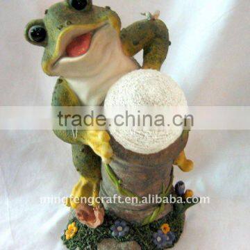 Polyresin Frog With Solar Light Craft