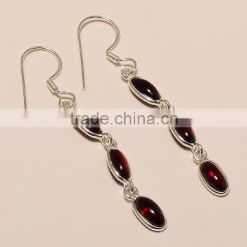 E0199-STERLING SILVER GARNET EARRING 3.13