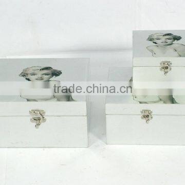 Simple white Marilyn Monroe series jewelry boxes
