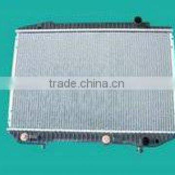 auto radiator for MERCEDES BENZ W126