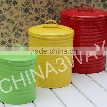 galvanized food storage can with lid