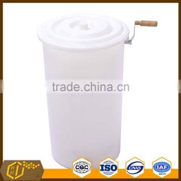 2 frame plastic honey extractor