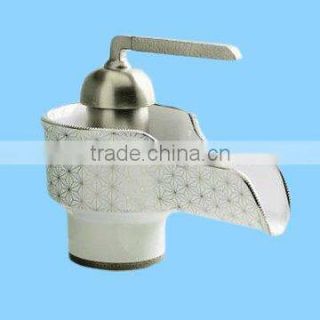 Bathroom White Ceramic Water Faucet