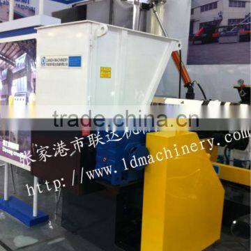 Single shaft shredder