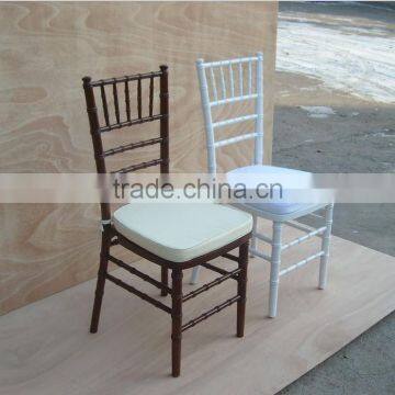Cheap Wooden Hotel Tiffany Chair Hot Sale Chaivari Chair for Wedding photo-3