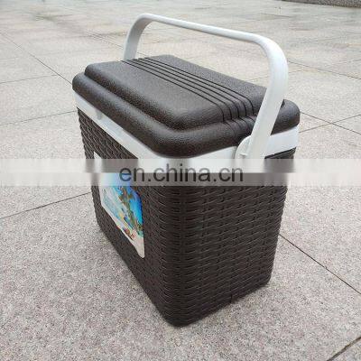 The New Product Surface Like Rattan Wave Effect Plastic Ice Cooler Box Outdoor Cooling Box Sets for Camping and Food Trasportio photo-5