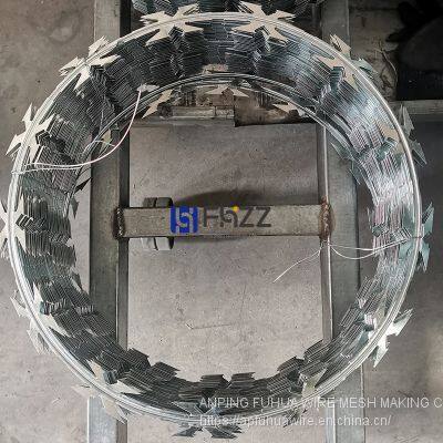 High Security Galvanized Razor Wire Cbt-60 45cm Diameter Galvanized Concertina Barb photo-3