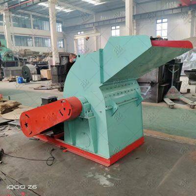 Máquina trituradora de maderas y biomasa con martillo