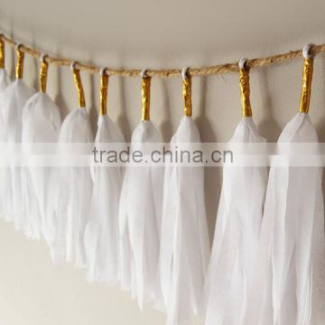 Bridal White Crepe Paper Tassel Garland for Wedding Party Decoration