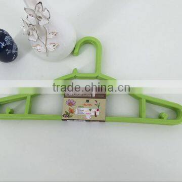 XuFeng colorful home use supermarket plastic hangers factory 1062