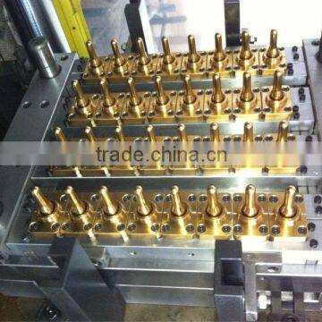 Automatic PET preform injection molding machine