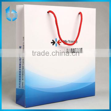 China wholesale waterproof hand paper bag for giveaway