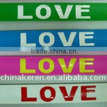 customized silicone slap wristband