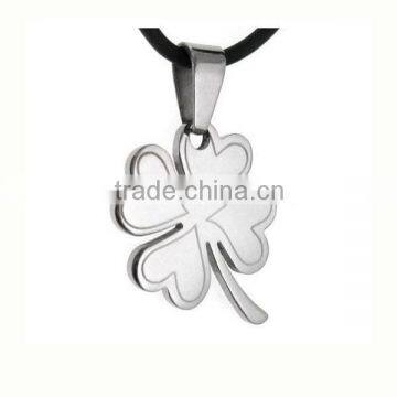 Lasered pattern shiny lucky stainless steel charms fashion jewelry wholesale real four-leaf clover pendant heart pendant LP5178