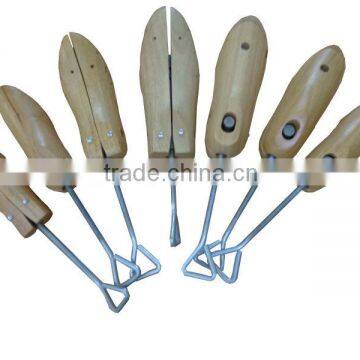 shoe trees, shoe stretchers, vamp stretchers, toe stretchers