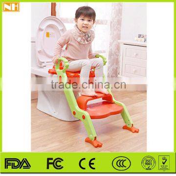 Plastic Comfortable Children Baby Toilet Seat , Children Pedestal Pan