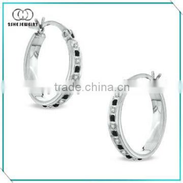 China Wholesale clear and black cz silver hoop earring