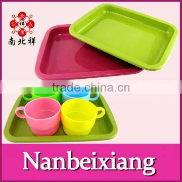 Family Large Plastic Cake Tray