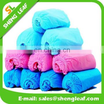 Disposable nonwoven shoe cover