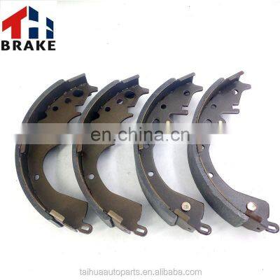 Japanese HIACE High Quality Drum Rear brake shoe 04495-26240 K2378 04495-04010 0449508030 0449526240