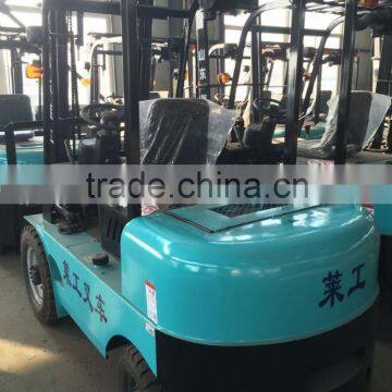 2ton Mini Diesel Forklift photo-2