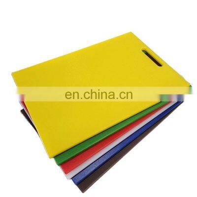 2022 Wholesale eco friendly plastic wide chopping block classification vegetable fruit multiple set of pe cutting board