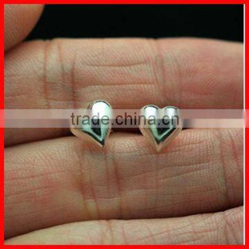 yiwu factory cheap high quality shiny silver heart earring