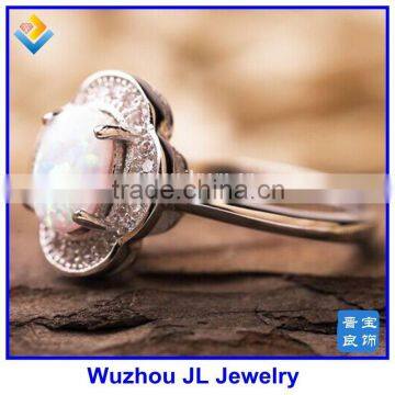 925 Silver Oval White Opal Ring Birthstone Ring photo-2