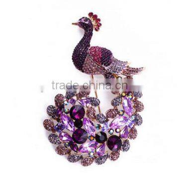 Latest wonderful design crystal pecock brooch jewelry