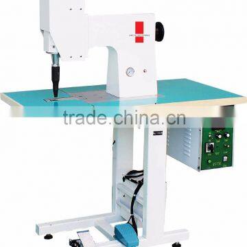 Ultrasonic Operating Gown Sewing Machine